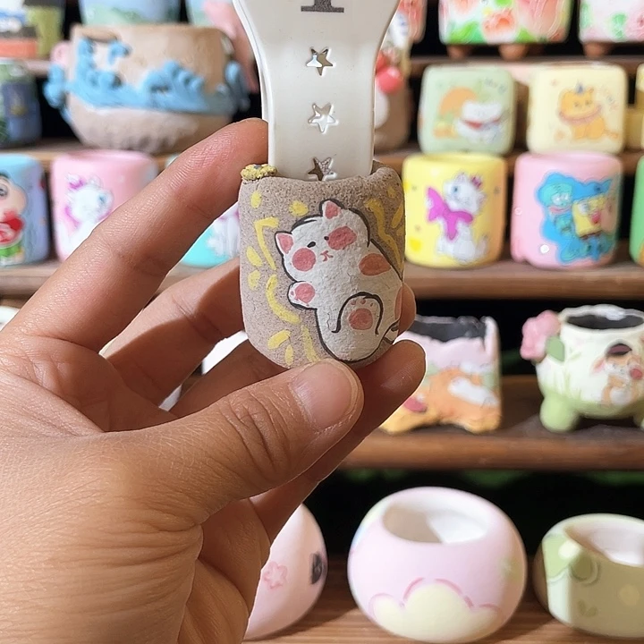 1…….手工手绘花盆