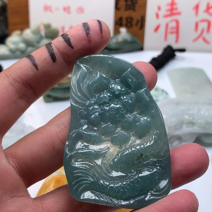 翡翠未镶嵌颈饰保真天然a货翡翠