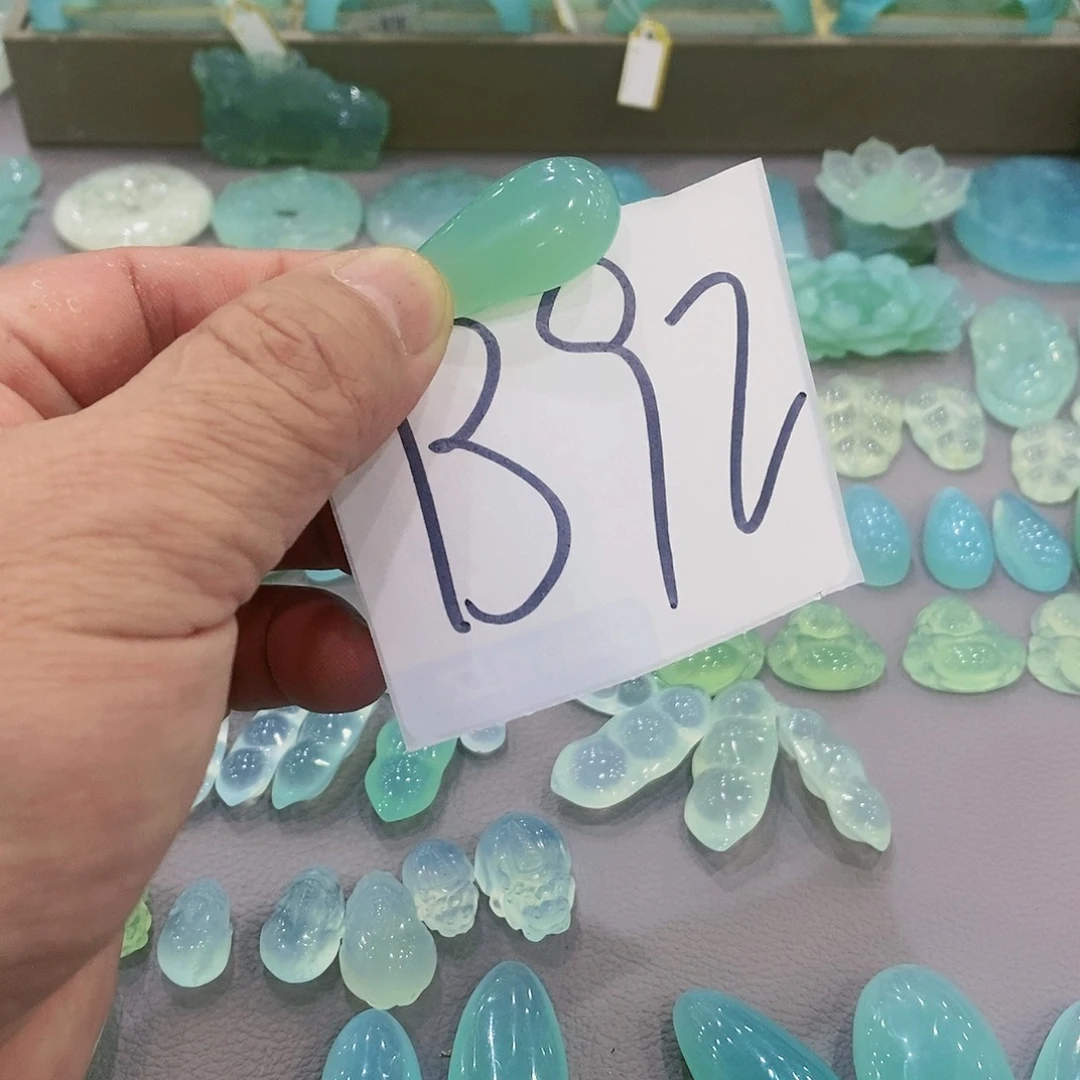 蛇纹石玉珠宝奇石未镶嵌o****i