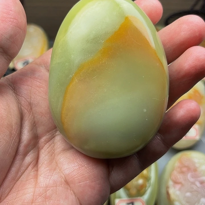 E***i石材方解石手把件