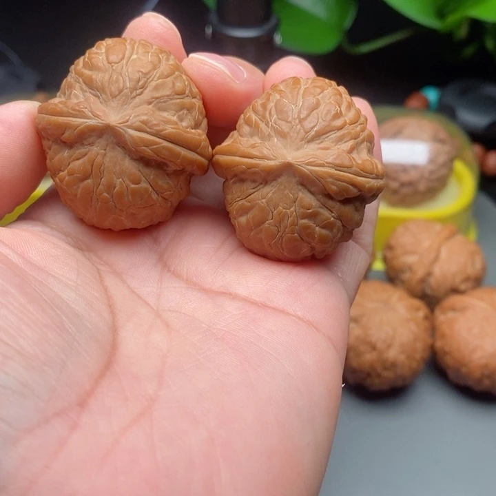 把件文玩核桃咿***呦舍利子