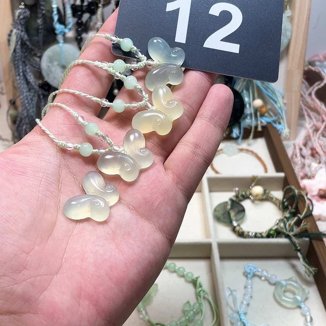 蛇纹石玉合金颈饰