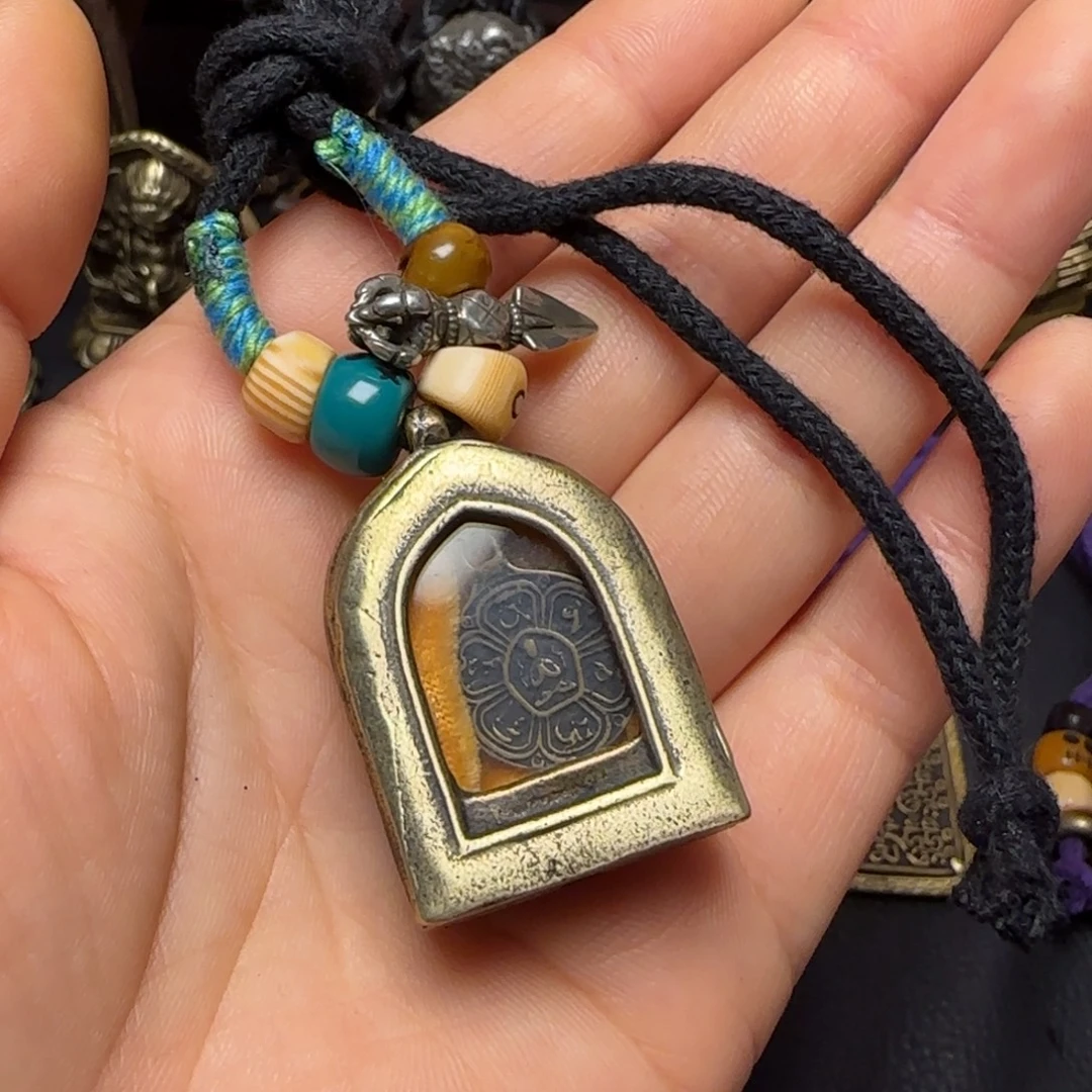 勇***胜泥塑藏传牌子……藏传牌子