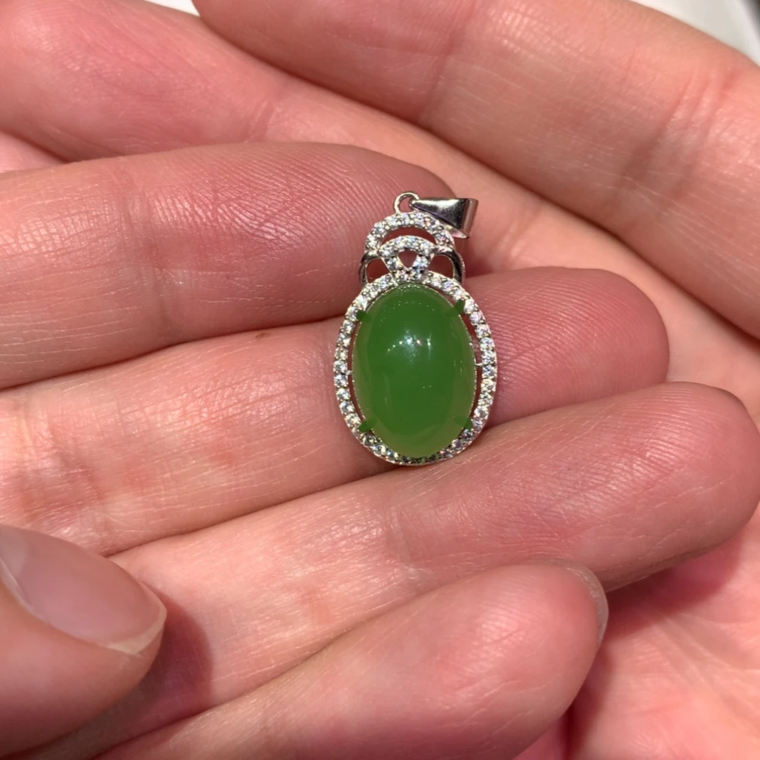 伊***～和田玉（碧玉）银S925镶嵌颈饰