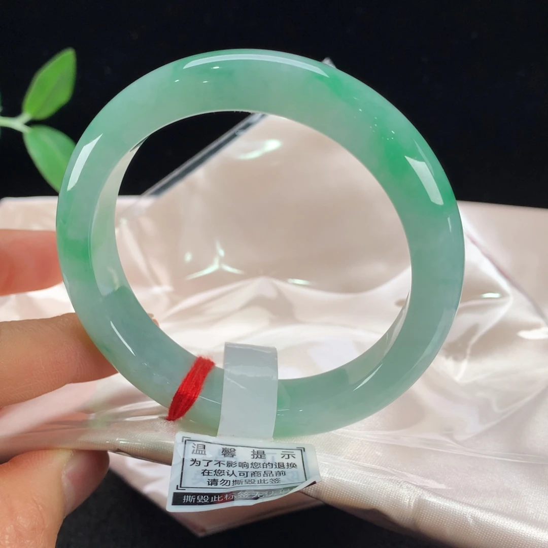 翡翠未镶嵌手镯2099