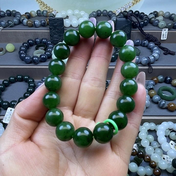 ¥***6和田玉未镶嵌手链