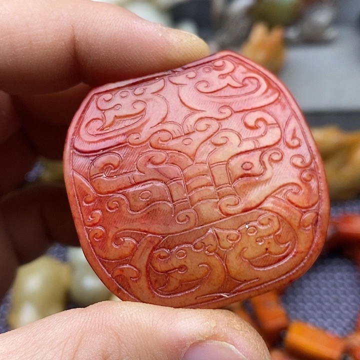 未镶嵌蛇纹石玉颈饰