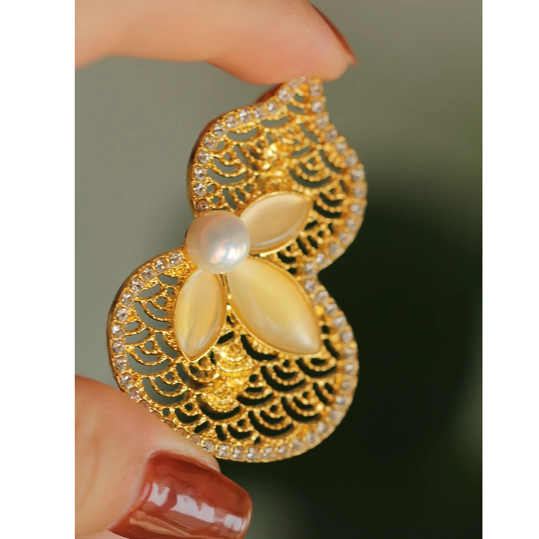 T福禄 天然淡水珍珠胸针葫芦款 6-7mm