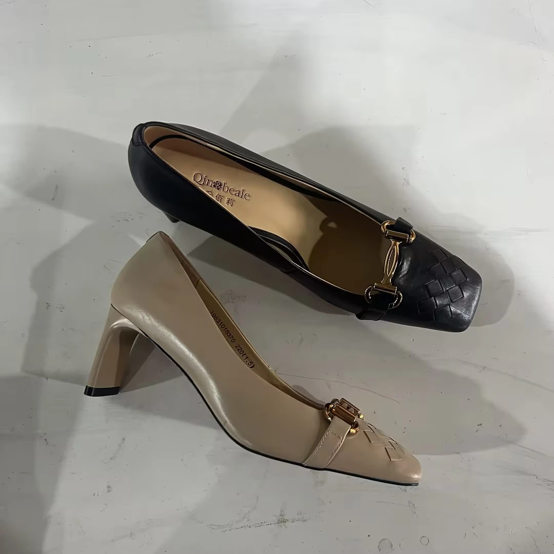 19631018370时尚跟鞋B520