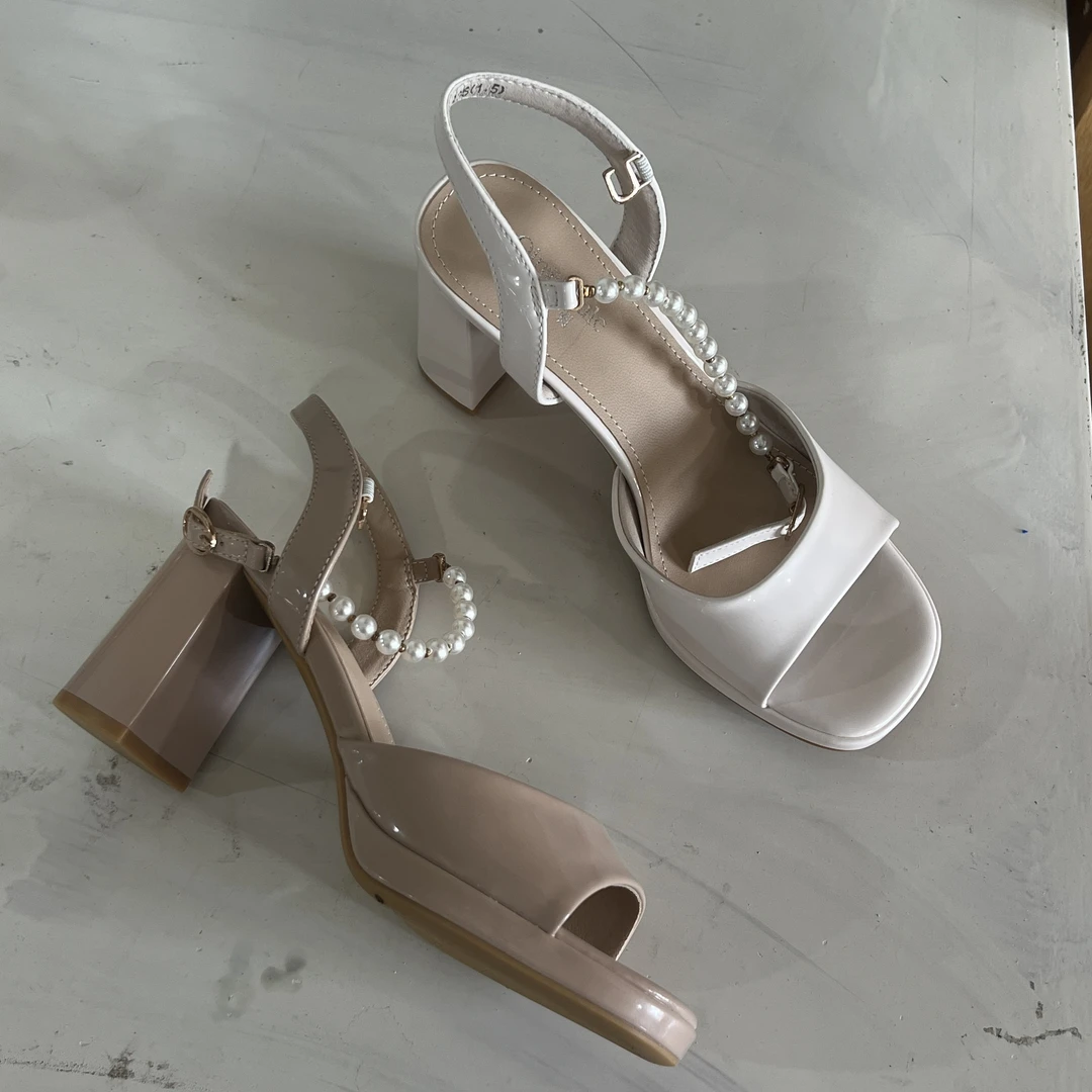 33101030793大凉鞋C143