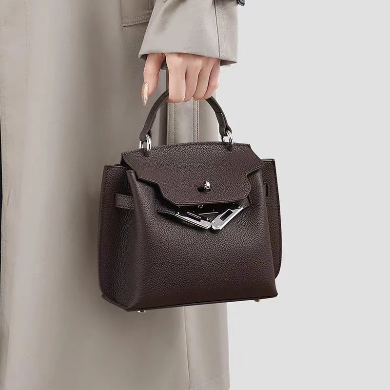 新款简约包包斜挎包百搭女士单肩手提通勤包