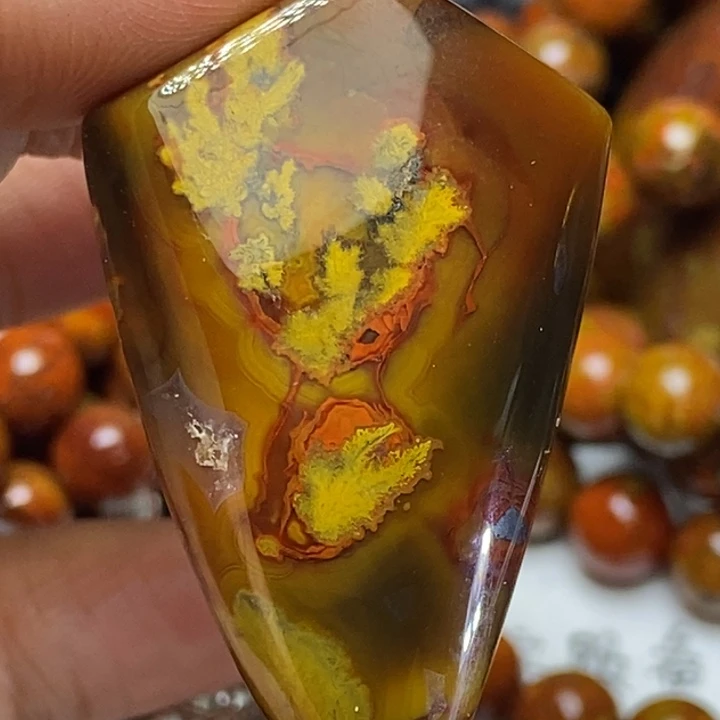 玛瑙/玉髓颈饰未镶嵌