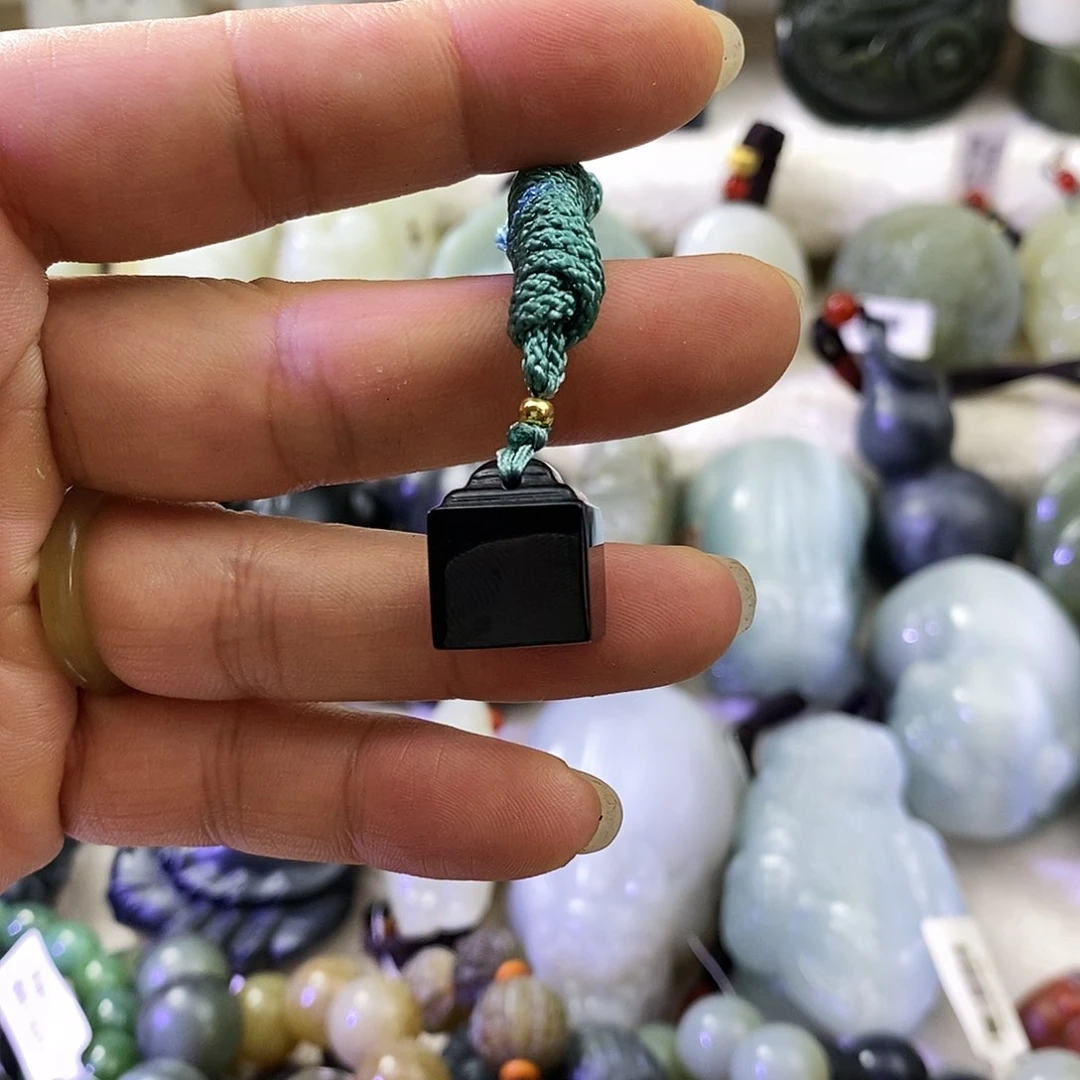 手串未镶嵌和田玉