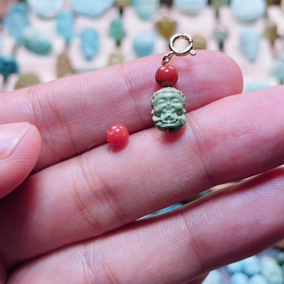 未镶嵌配饰南红玛瑙