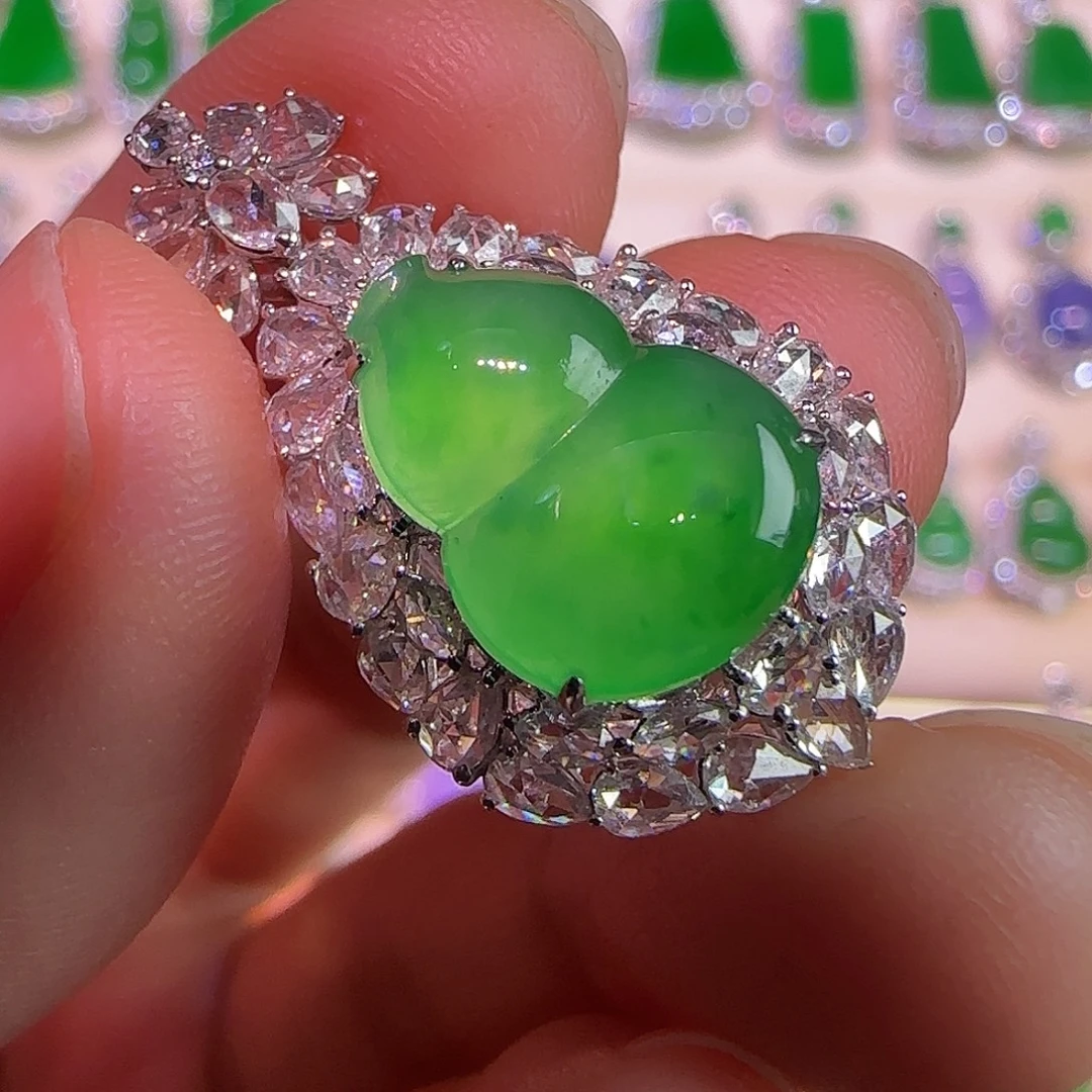 翡翠18K金镶嵌吊坠(不含链)