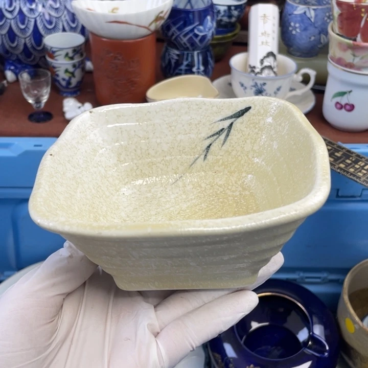 他家瓷器真美…开播了