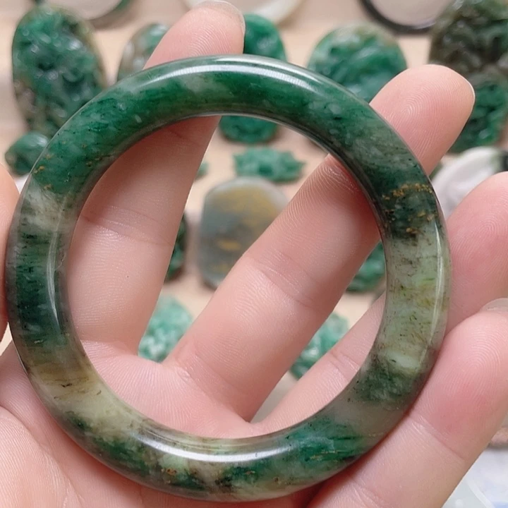 小***菜未镶嵌独山玉手镯