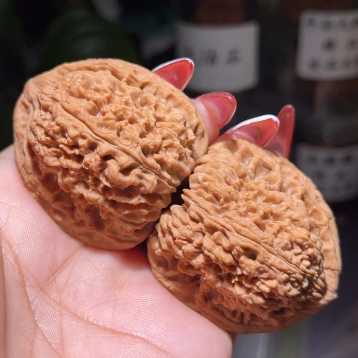 文玩核桃吊坠           42
