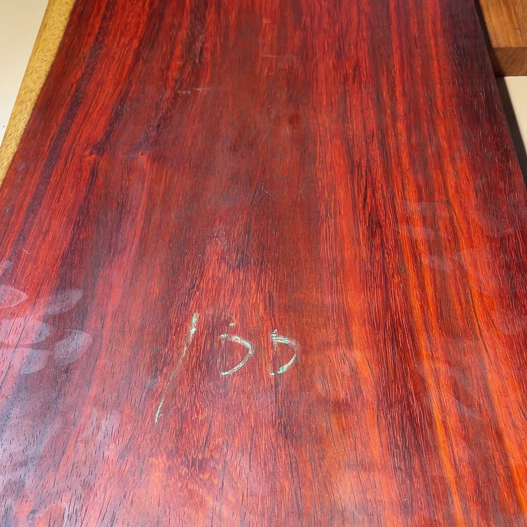 ****٭端景台紫檀木类红花梨