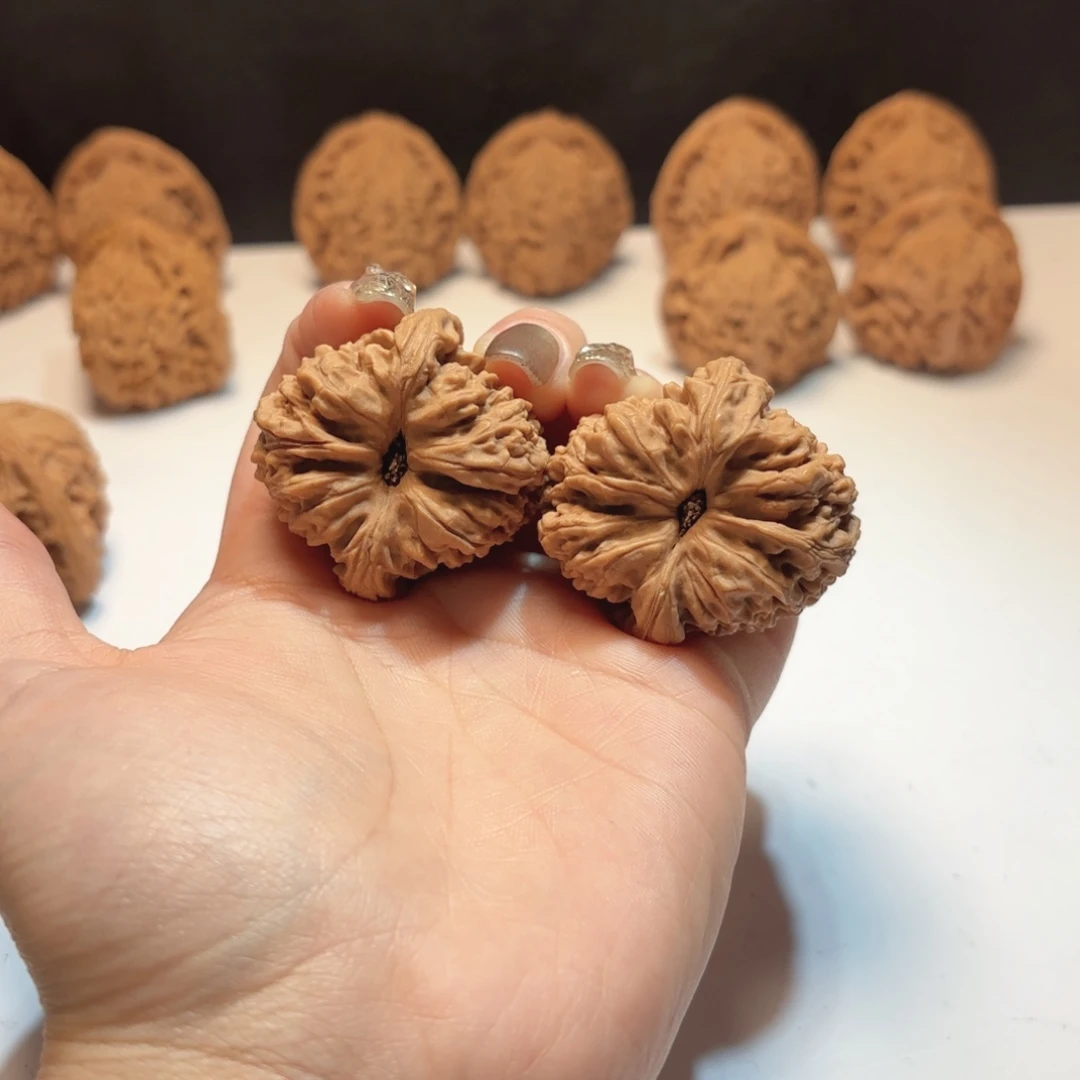 楸***淘吊坠文玩核桃13号链接