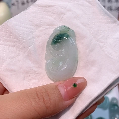 颈饰未镶嵌翡翠叶子