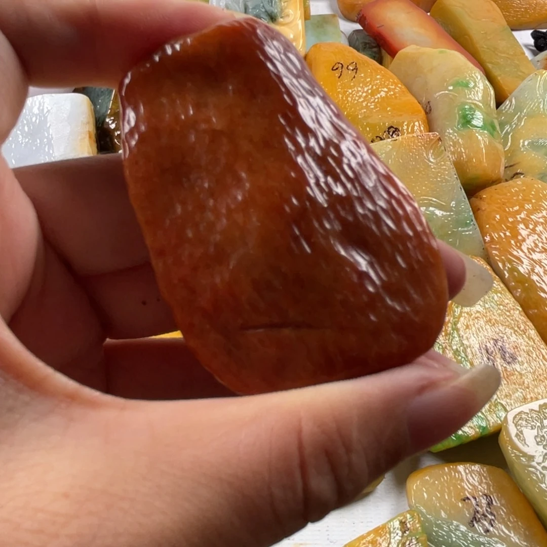 【闪购商品】颈饰未镶嵌翡翠翡翠