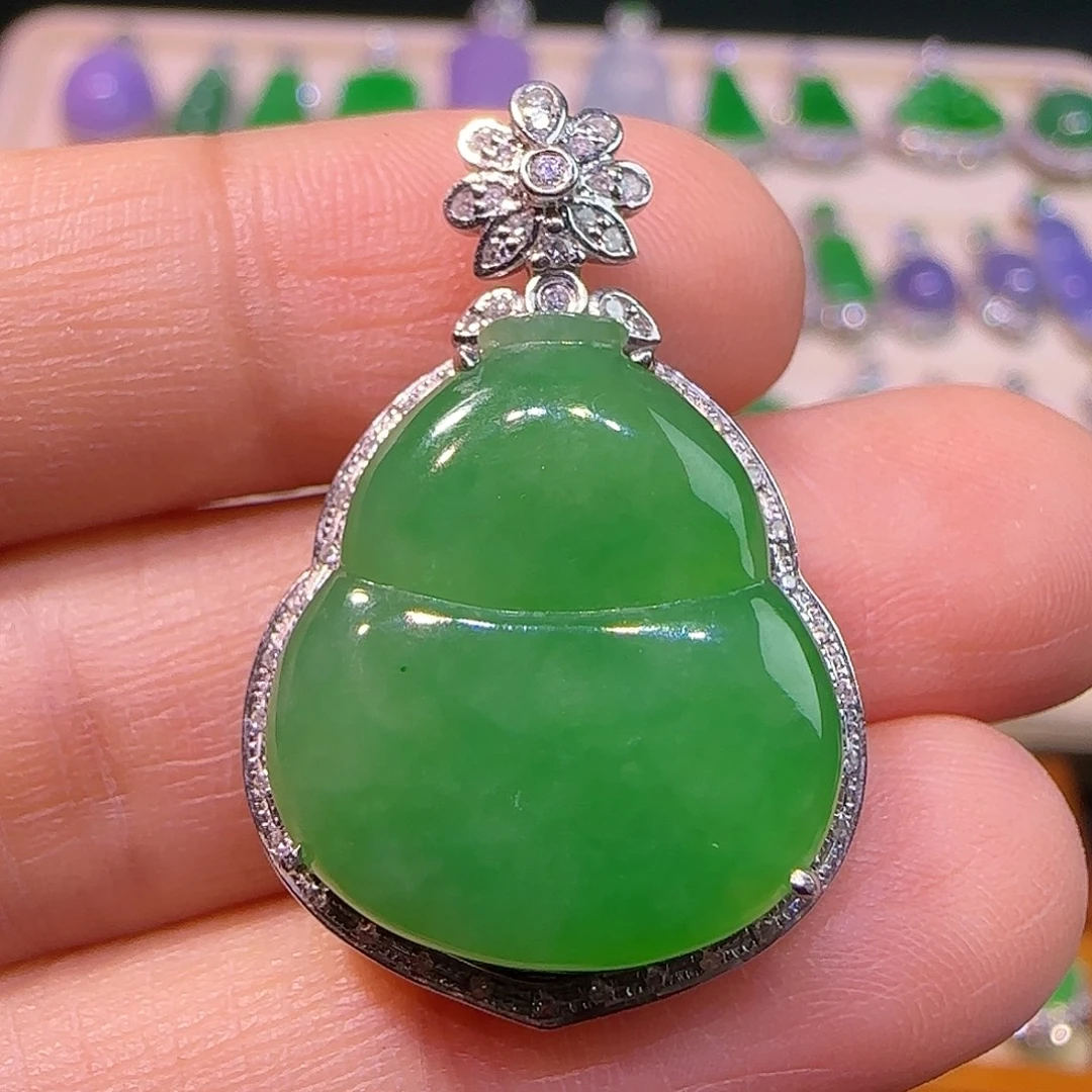 翡翠18K金镶嵌吊坠(不含链)