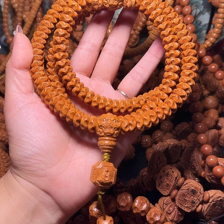 手串桃核龙骨脖挂