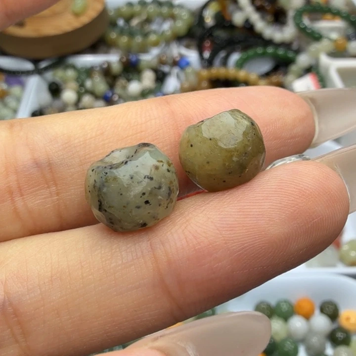 和田玉未镶嵌珠宝半成品
