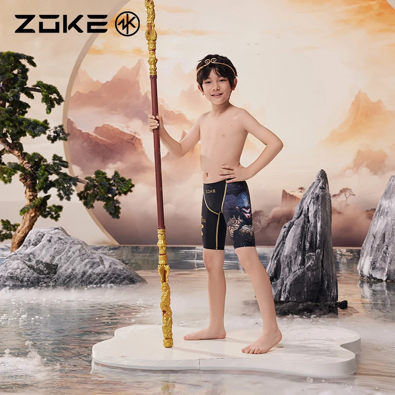 【洲克】儿童泳衣平角专业游泳训练zoke中国龙速干比赛男童学生泳裤