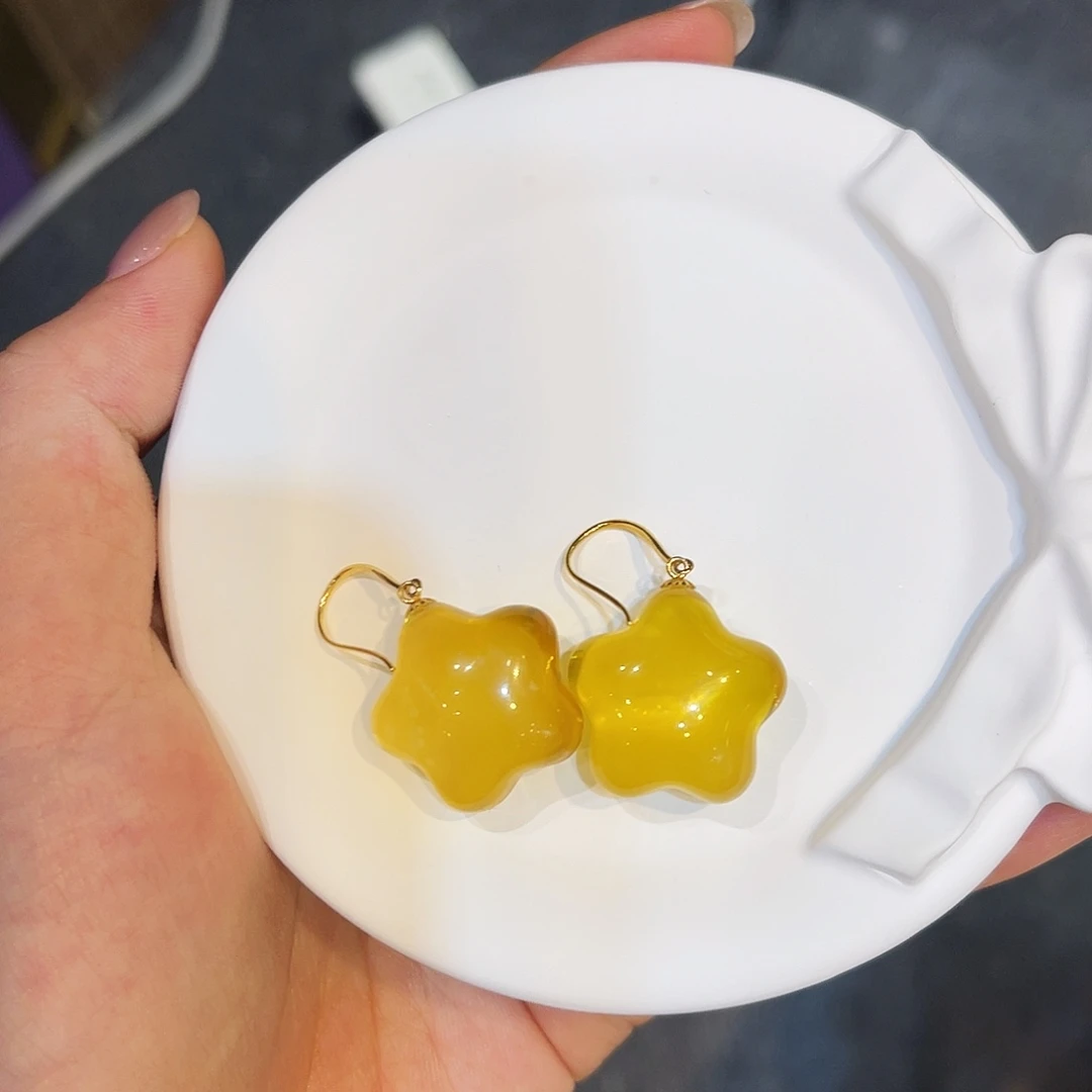 18K金镶嵌琥珀耳饰