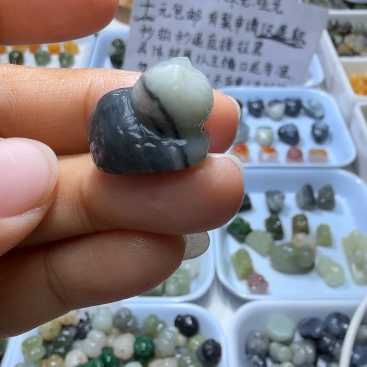 和田玉未镶嵌珠宝奇石