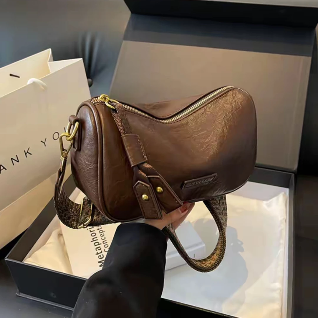 2025复古美拉德风斜挎包简约女包女士轻奢时尚