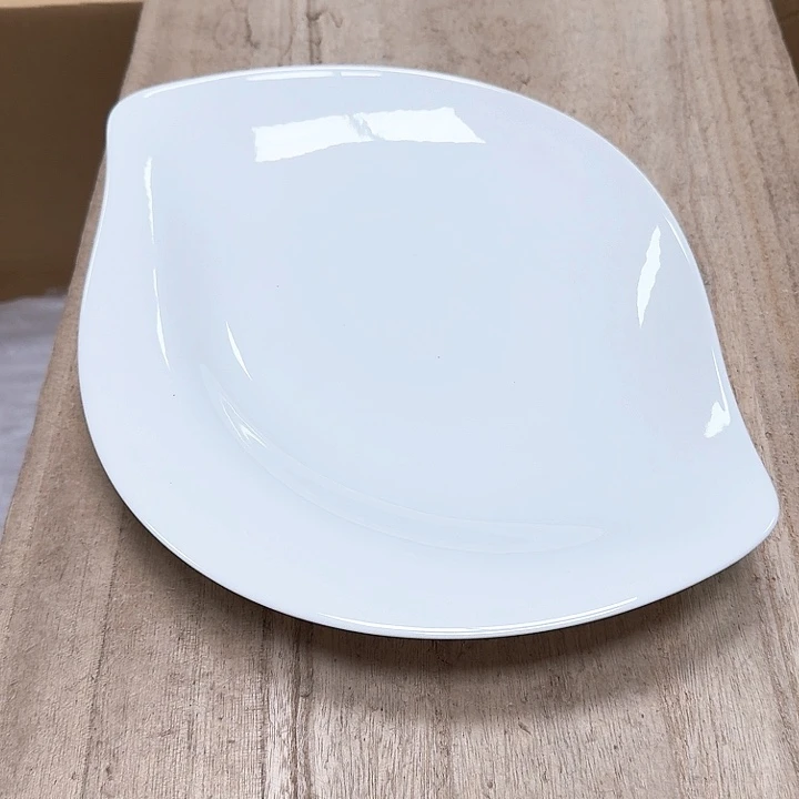 瓷片噗哈哈哈哈哈哈哈哈哈