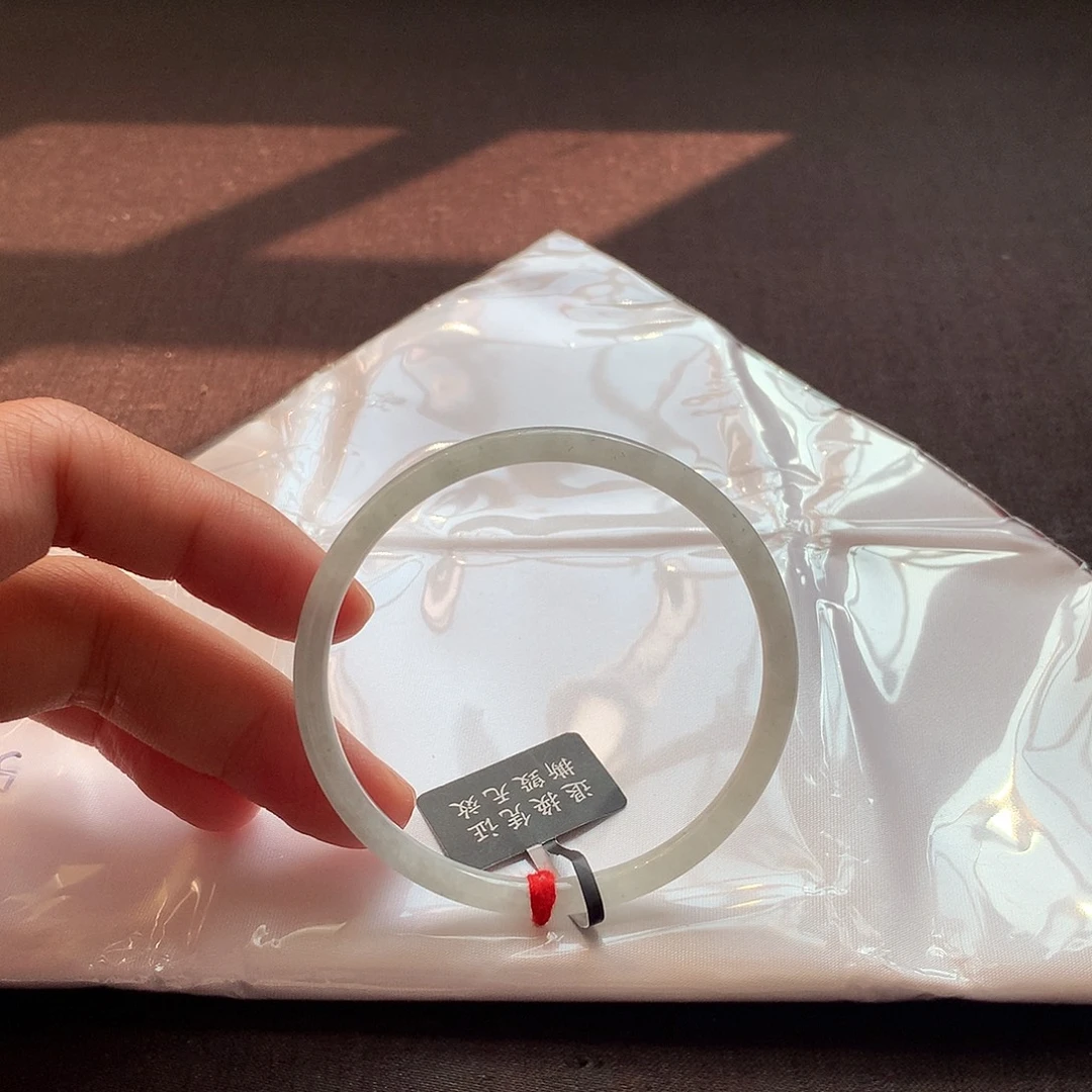 翡翠未镶嵌手镯53完美