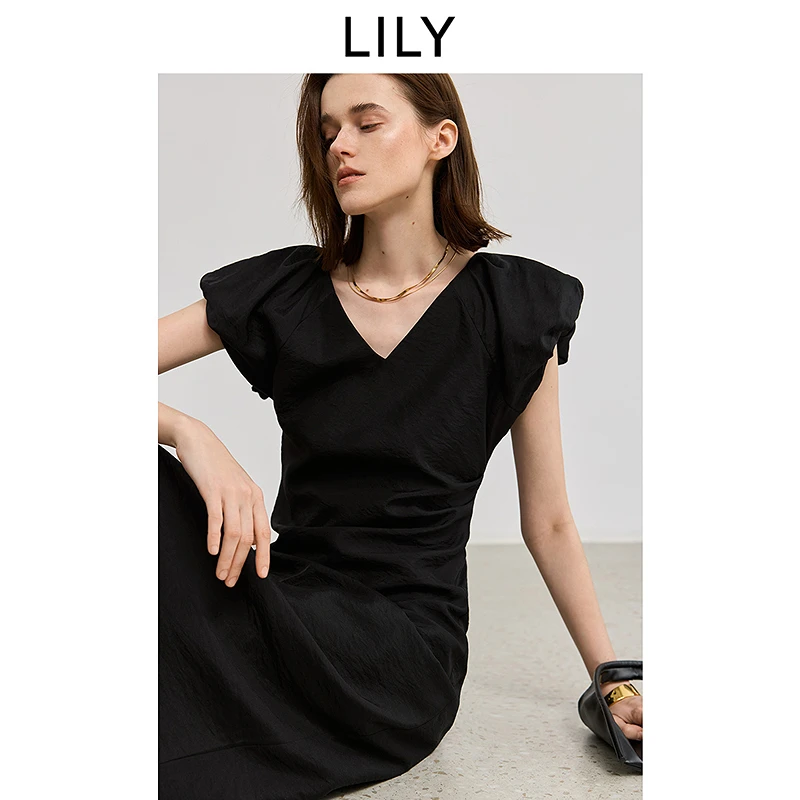 【柜姐专享】LILY2025夏新款女装V领飞袖小黑裙连衣裙125229C7E42