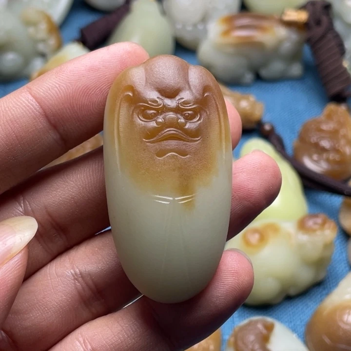 未镶嵌和田玉挂件逆*