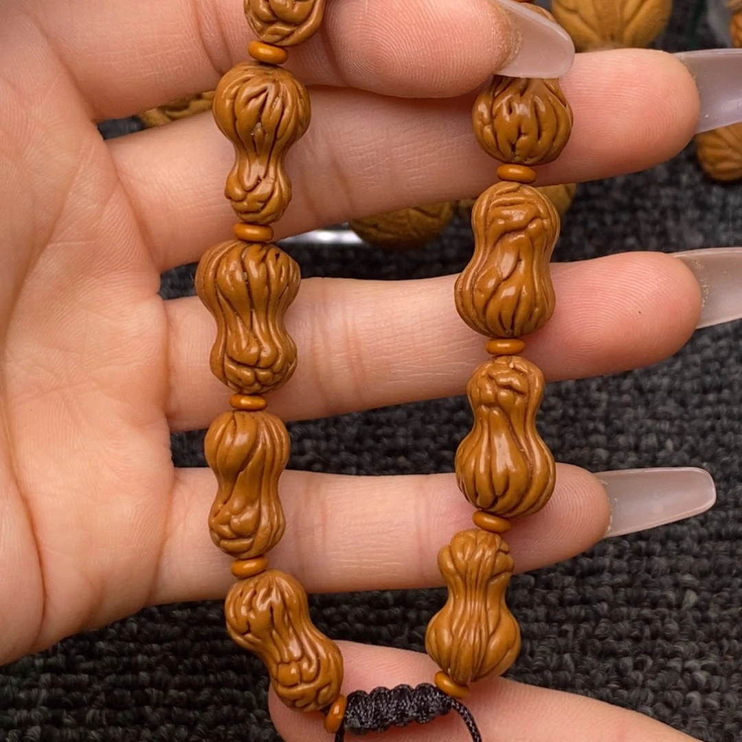 秦岭山脉龙纹桃核 12