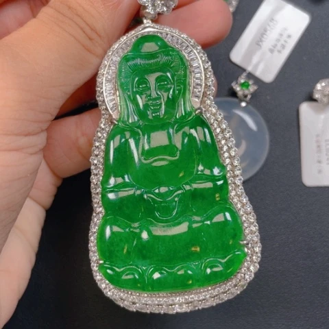 【闪购商品】颈饰银S925镶嵌翡翠翡翠