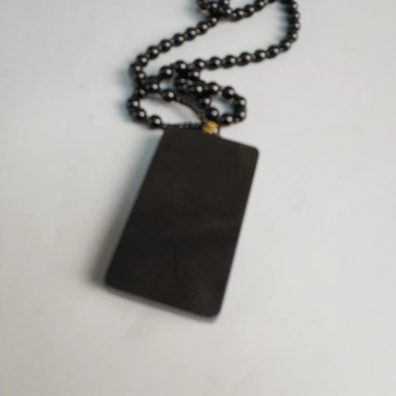 和田玉墨玉无事牌-M25GC008D78