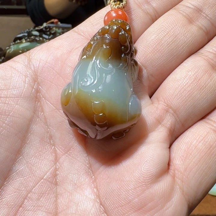 未镶嵌和田玉挂件