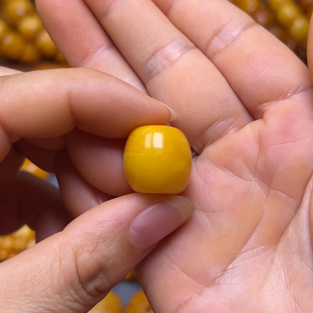 ****蜜蜡未镶嵌吊坠(不含链)