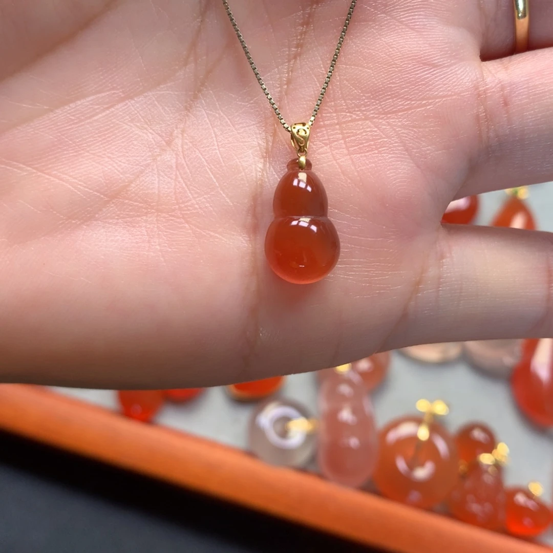 南红玛瑙未镶嵌颈饰