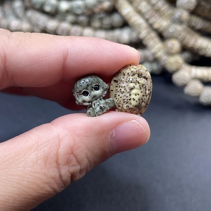 u***1手串星月菩提雕刻件