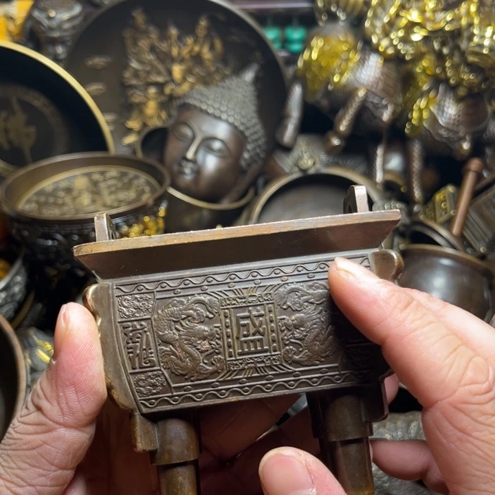 铜器摆件收收藏藏