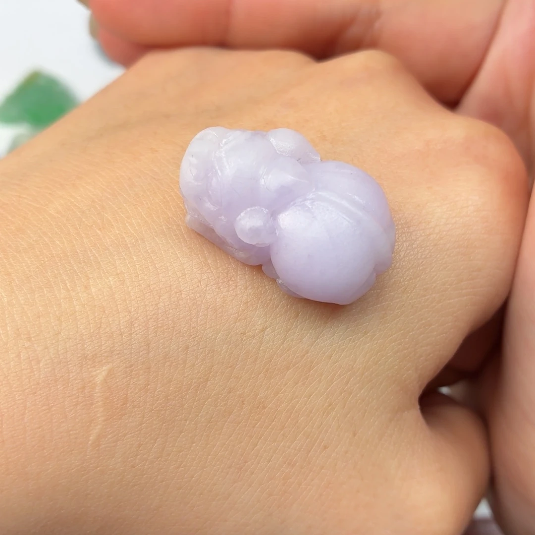 尘***往定制翡翠未镶嵌貔貅