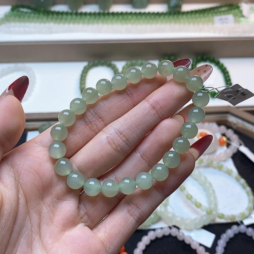 和田玉手链未镶嵌冰晴水微猫卡八