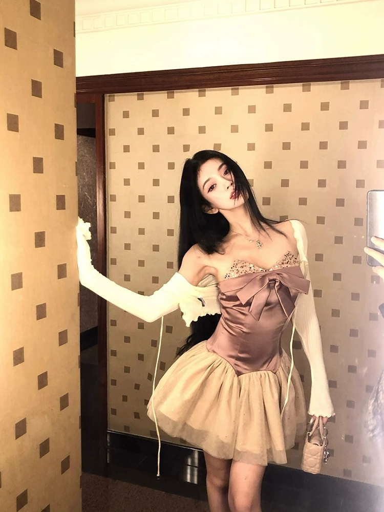 月下蝶吟 纯欲辣妹氛围感蝴蝶结性感抹胸连衣裙显瘦短裙披肩开衫