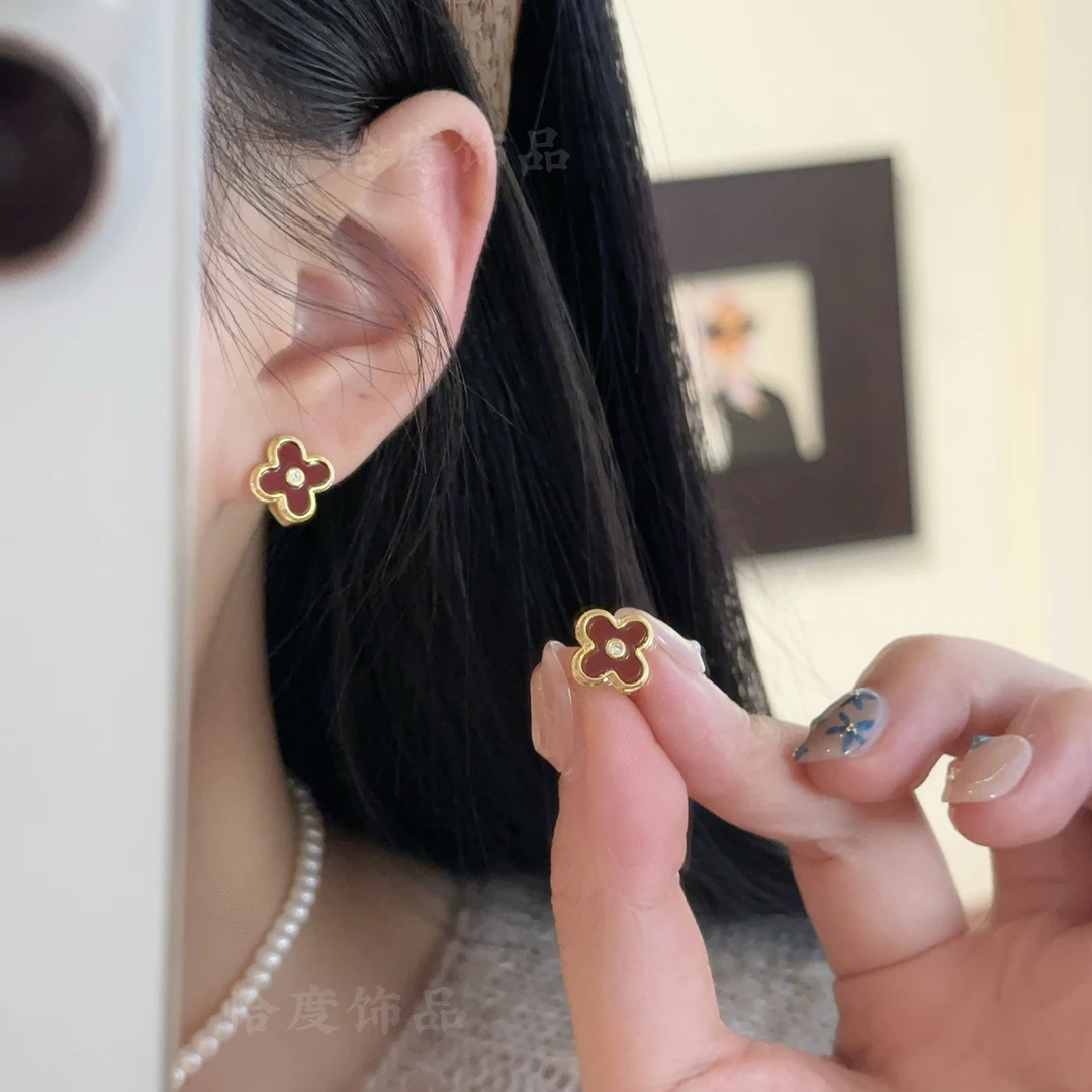 【恰度】秋日新款经典红色四叶草耳扣