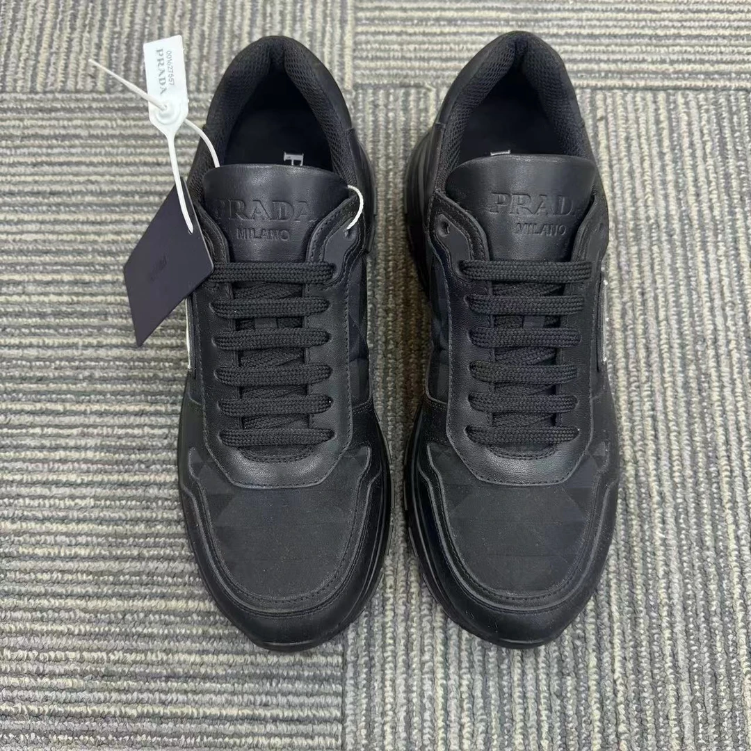 未使用 Prada/普拉达 全新PRADA普拉达男士休闲运动鞋